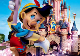 Disneyland Paris is de nummer 1 toeristische bestemming van Europa in Parijs.